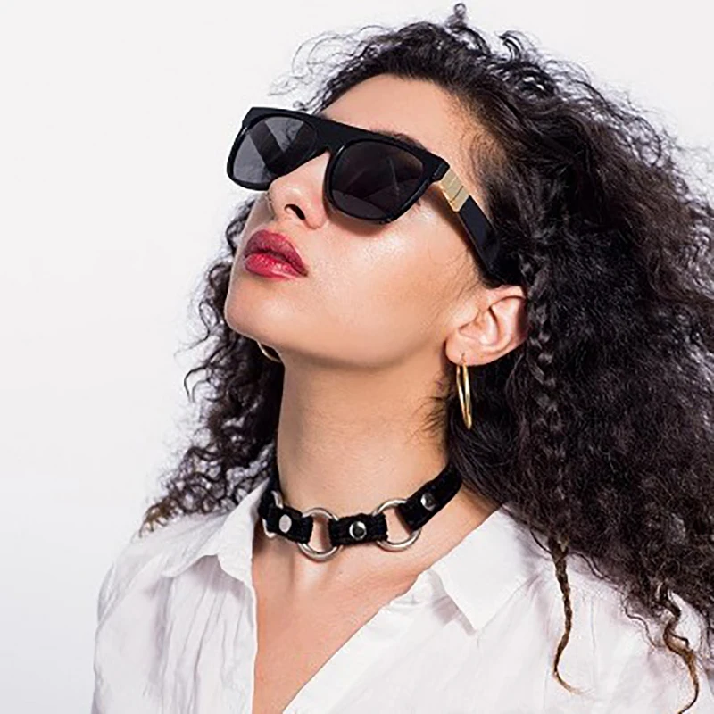 2022 Square Goggle Sunglasses Vintage Men's Women's Silver Personality Shade Sun Glasses Latest Popular UV400
2022 Square Goggle Sunglasses Vintage Men's Women's Silver Personality Shade Sun Glasses Latest Popular UV400