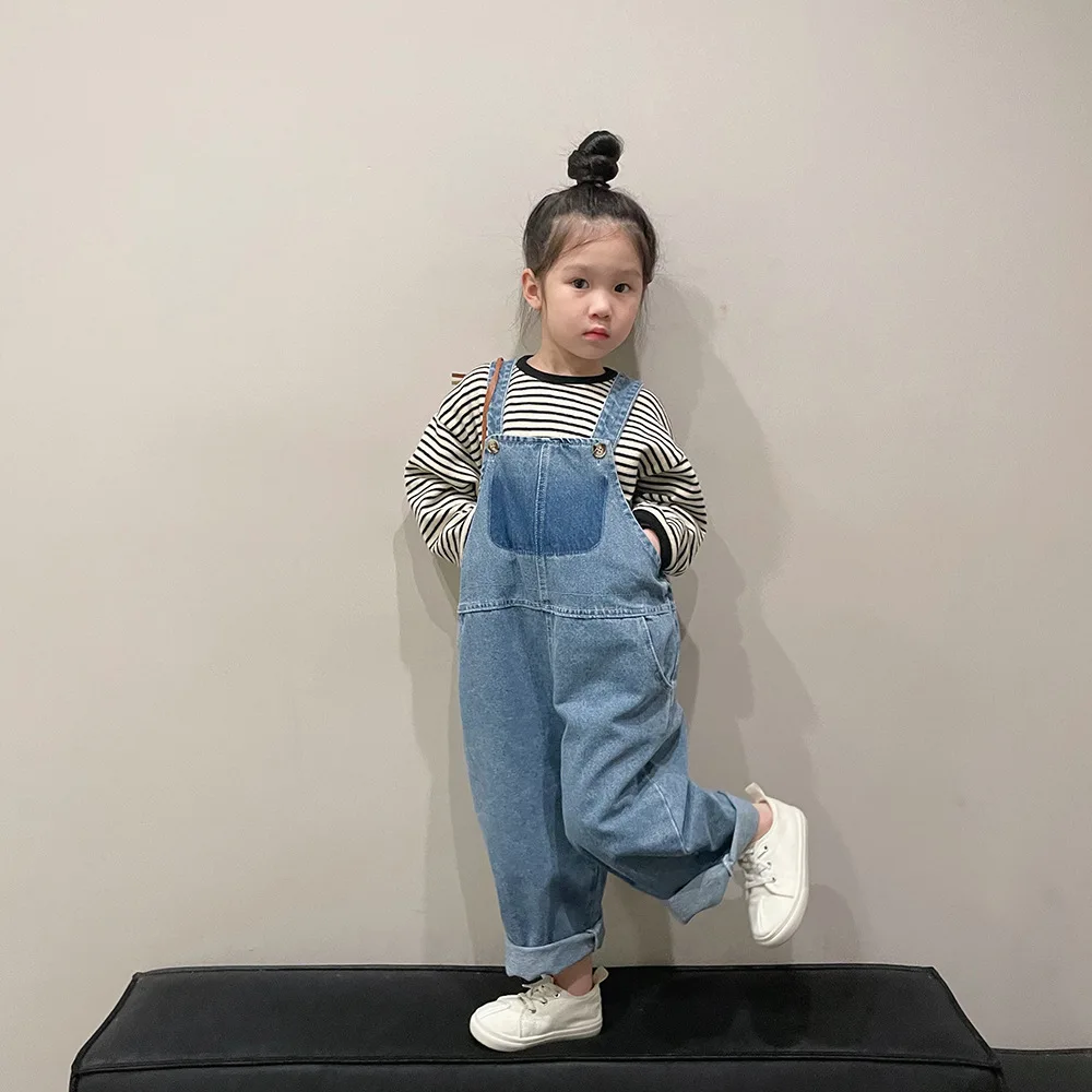 Spring Autumn New Retro Children Denim Overalls Girl Baby Cotton Casual Wide Leg Pants Boy Kid Solid Trousers Infant Jumpsuit
Spring Autumn New Retro Children Denim Overalls Girl Baby Cotton Casual Wide Leg Pants Boy Kid Solid Trousers Infant Jumpsuit