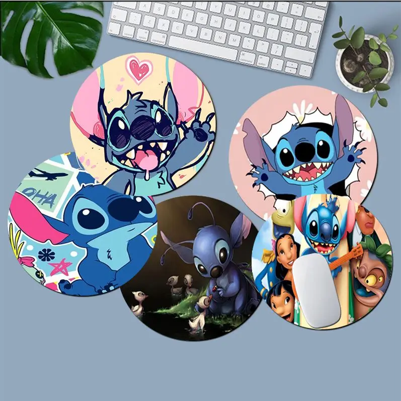 Disney Lilo & Stitch DIY Round Thickened Mouse Pad Oversized Gaming Keyboard Table Mat Desk Set Accessories Desktop Mat
Disney Lilo & Stitch DIY Round Thickened Mouse Pad Oversized Gaming Keyboard Table Mat Desk Set Accessories Desktop Mat