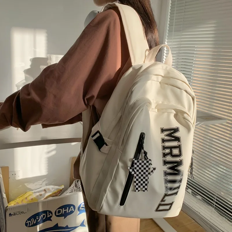 2023 Spring New Nylon Letter Print Large Capacity Backpack Street Trend Student Backpack for Men and Women
2023 Spring New Nylon Letter Print Large Capacity Backpack Street Trend Student Backpack for Men and Women