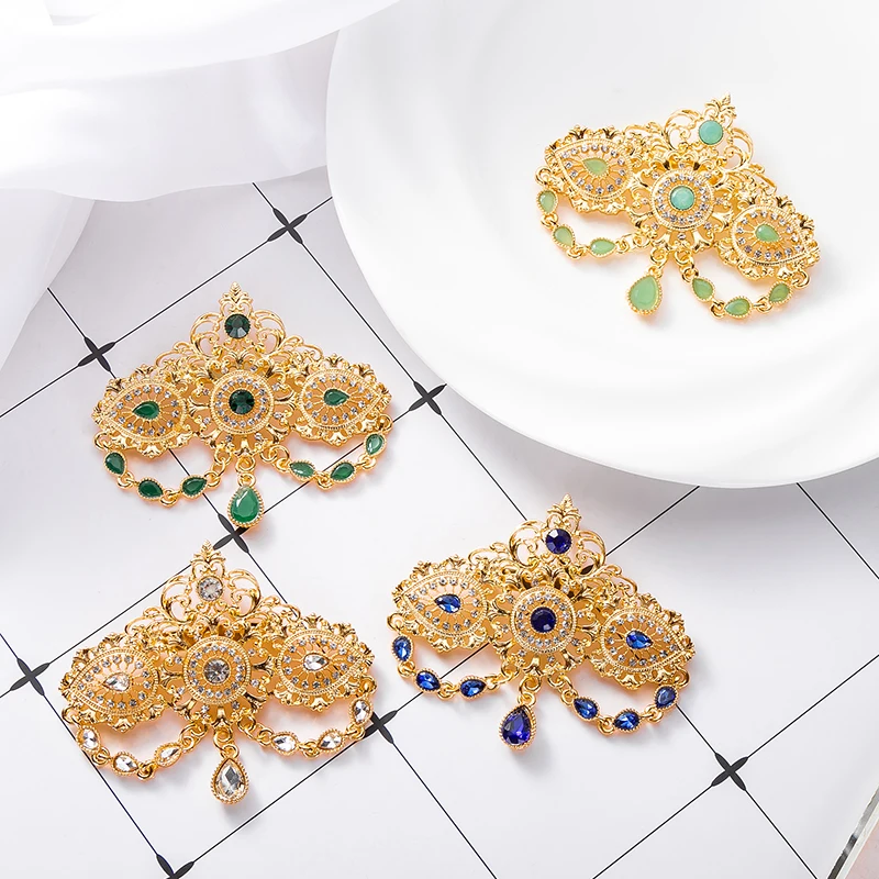 Moroccan Gold Plated Wedding Dress Brooch Jewelry Hollow Flower Design Luxury Palace Style Arabi Kaftan Crystal Pin Bijou
Moroccan Gold Plated Wedding Dress Brooch Jewelry Hollow Flower Design Luxury Palace Style Arabi Kaftan Crystal Pin Bijou