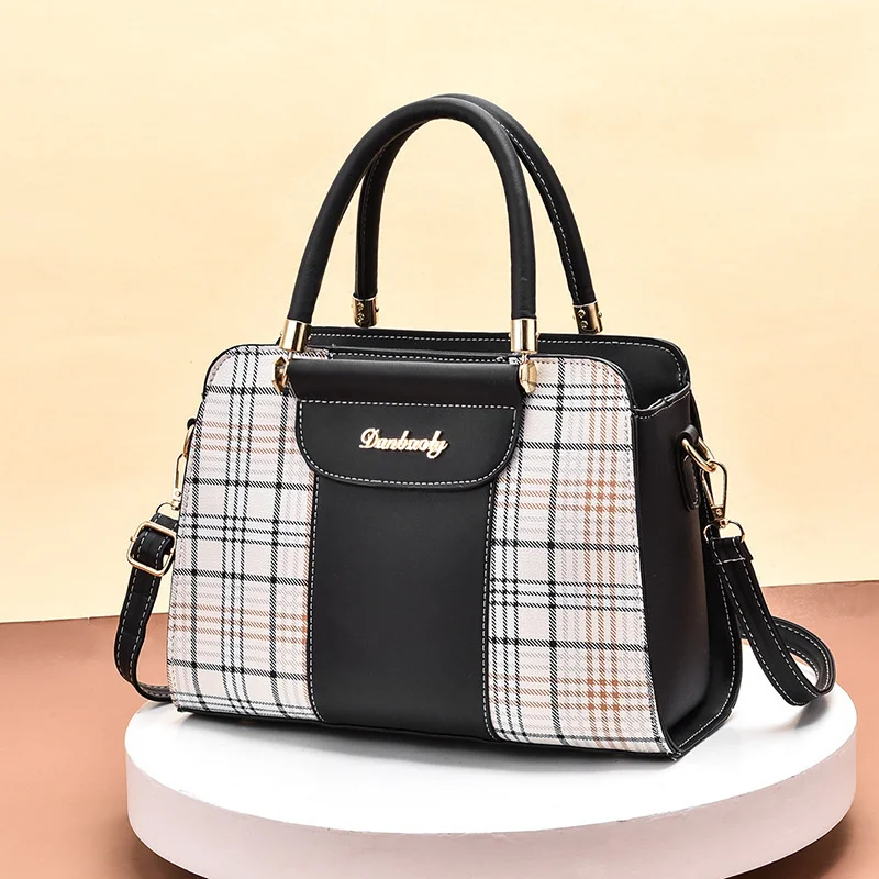 Fuguiniao bag women's new fashion in autumn and winter versatile messenger bag large capacity women's handbag women's bag
Fuguiniao bag women's new fashion in autumn and winter versatile messenger bag large capacity women's handbag women's bag