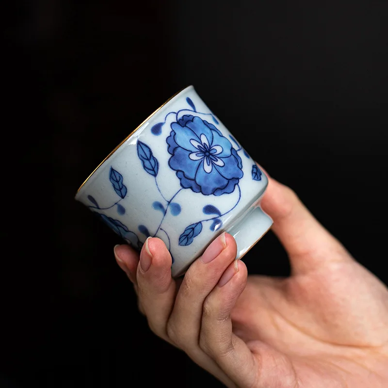 

Blue and White Interlock Branch Lotus Rich Cup Blue and White Porcelain Tea Cup Ceramic Kung Fu Tea Cup Master Cup Tea Bowl