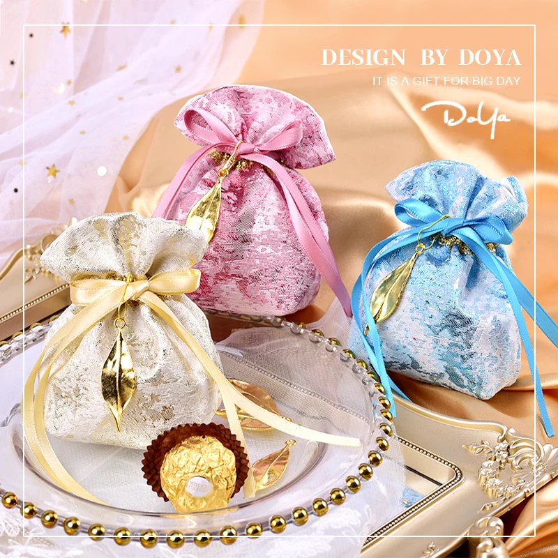 Luxury Creative Candy Bag Wedding Gift Wedding Candy Jewelry Box Small Gift Packaging Pouches Wdding Supplies With Golden Leaf
Luxury Creative Candy Bag Wedding Gift Wedding Candy Jewelry Box Small Gift Packaging Pouches Wdding Supplies With Golden Leaf