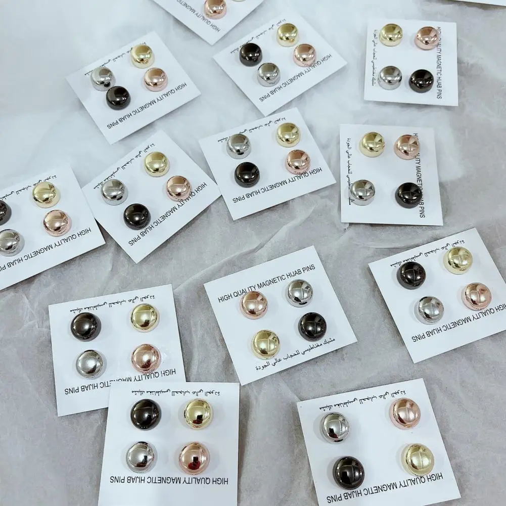Women Scarf Brooches Multi-Use Easy to Use Magnetic Scarf Brooch Round Pins Unfading Scarf Brooches for Everyday Wear
Women Scarf Brooches Multi-Use Easy to Use Magnetic Scarf Brooch Round Pins Unfading Scarf Brooches for Everyday Wear