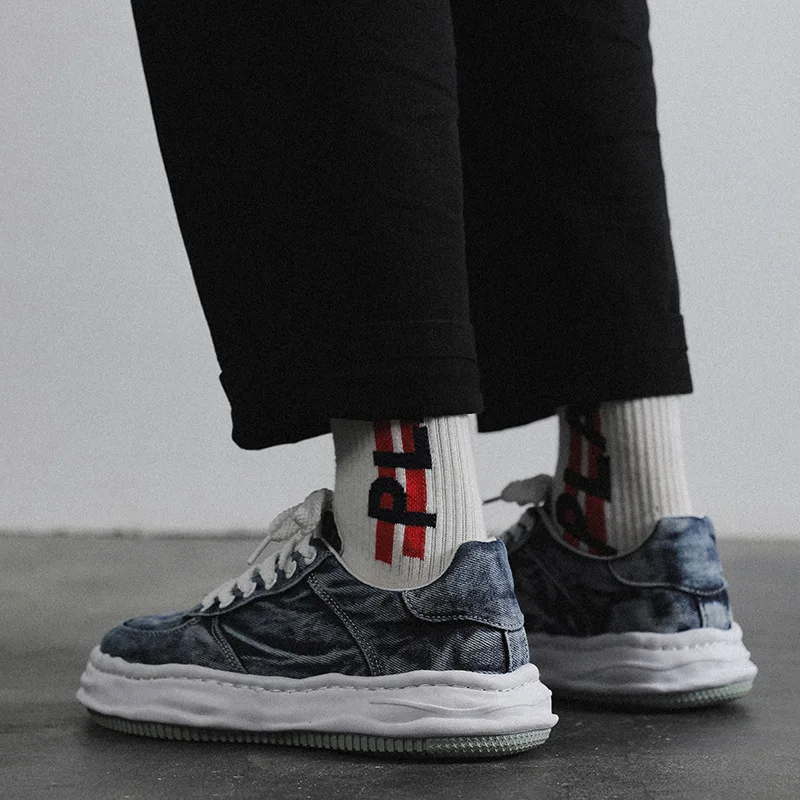 Fashion Men Casual Canvas Sports Shoes Korea INS Retro Dissolving Sneakers Male Ugly Cute Comfortable Thick Soled Shoes Men
Fashion Men Casual Canvas Sports Shoes Korea INS Retro Dissolving Sneakers Male Ugly Cute Comfortable Thick Soled Shoes Men