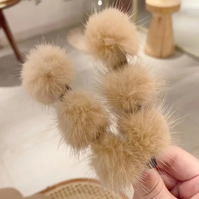 Hair Ball Hairpin Hairpin Lazy Braid Hairpin Side Multifunction Cute Female Hair Accessories Korean Fashion Female Hair Clip 
Hair Ball Hairpin Hairpin Lazy Braid Hairpin Side Multifunction Cute Female Hair Accessories Korean Fashion Female Hair Clip