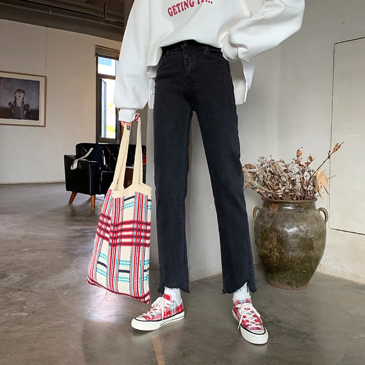 N2650 New retro Hong Kong style irregular hole high waist black slim stretch nine-point jeans
N2650 New retro Hong Kong style irregular hole high waist black slim stretch nine-point jeans