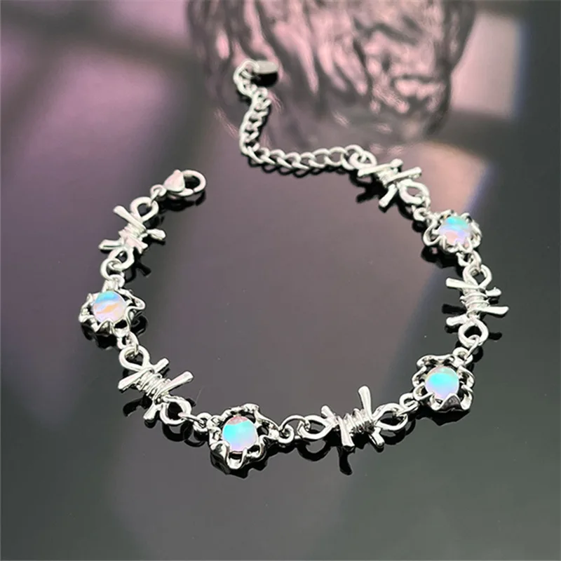 Gradient Crystal Moonstone Thorny Chain Female Ins Niche Design High-end Sense Bracelet Personality Cold Wind Bracelet Female 
Gradient Crystal Moonstone Thorny Chain Female Ins Niche Design High-end Sense Bracelet Personality Cold Wind Bracelet Female