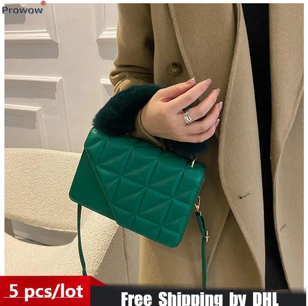 5 PCS Wholesale Bulk PU Handbag Women Fashion Plush Portable Rhombus Shoulder Bag 2022 Fall Winter Lady Small Square Bolsos 8384
5 PCS Wholesale Bulk PU Handbag Women Fashion Plush Portable Rhombus Shoulder Bag 2022 Fall Winter Lady Small Square Bolsos 8384