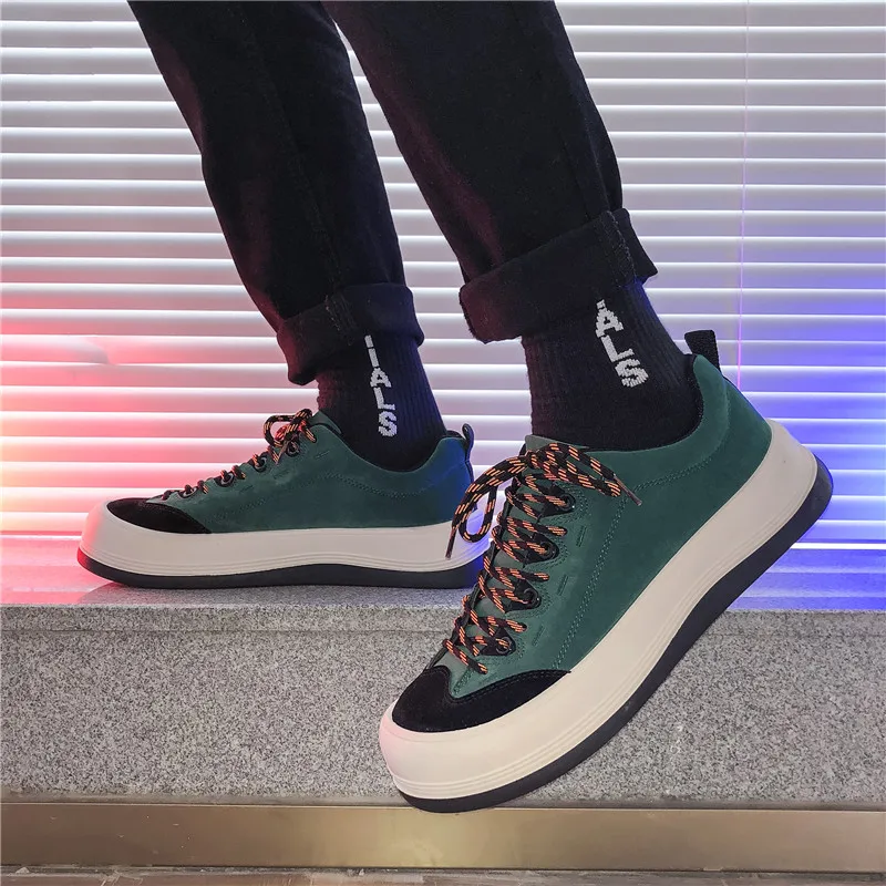 Size 39-44 Men Shoes High Quality Suede Leather Casual Shoes Male New Brand Fashion Walking Sneakers Basket Femme Tenis Feminino
Size 39-44 Men Shoes High Quality Suede Leather Casual Shoes Male New Brand Fashion Walking Sneakers Basket Femme Tenis Feminino