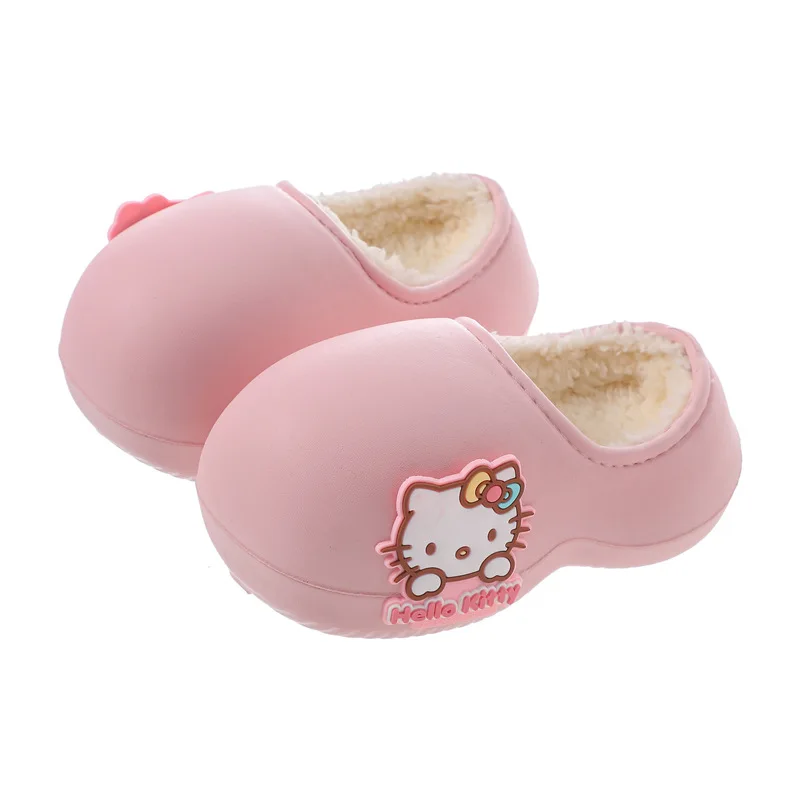 Sanrio, Hello Kitty Cinnamoroll осенне-зимние хлопковые сандалии для матери и ребенка толстые флисовые домашние тапочки теплые мягкие Нескользящие водонепроницаемые
Sanrio, Hello Kitty Cinnamoroll осенне-зимние хлопковые сандалии для матери и ребенка толстые флисовые домашние тапочки теплые мягкие Нескользящие водонепроницаемые