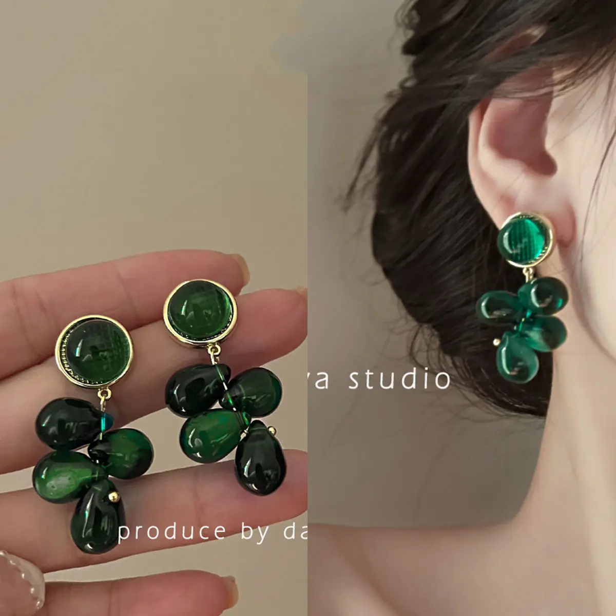 New French Romantic Earrings Retro Port Style Green Grape Glass Earrings Popular Jewelry Earrings Drop Earrings 2020
New French Romantic Earrings Retro Port Style Green Grape Glass Earrings Popular Jewelry Earrings Drop Earrings 2020