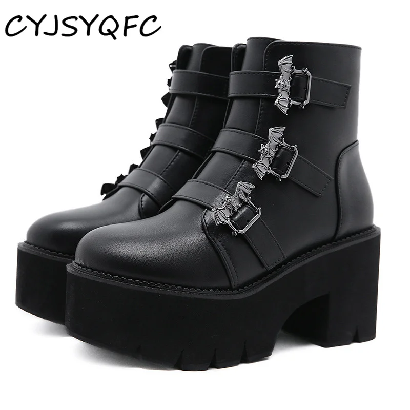 CYJSYQFC Punk Gothic Style High Platform Women Boots Side Zipper Metal Bat Buckle Chunky Heels Ankle Boots High Quality Shoes
CYJSYQFC Punk Gothic Style High Platform Women Boots Side Zipper Metal Bat Buckle Chunky Heels Ankle Boots High Quality Shoes