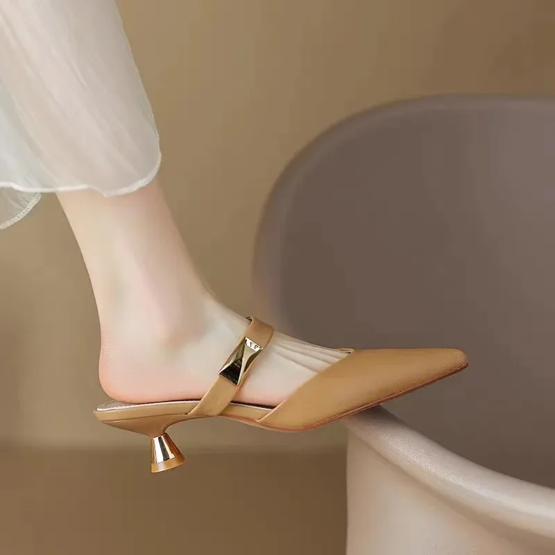 Baotou Half Slippers Women Thin Heels To Wear 2023 Summer New Soft Leather Pointed Mueller Shoes High Heels Simple Sandals
Baotou Half Slippers Women Thin Heels To Wear 2023 Summer New Soft Leather Pointed Mueller Shoes High Heels Simple Sandals
