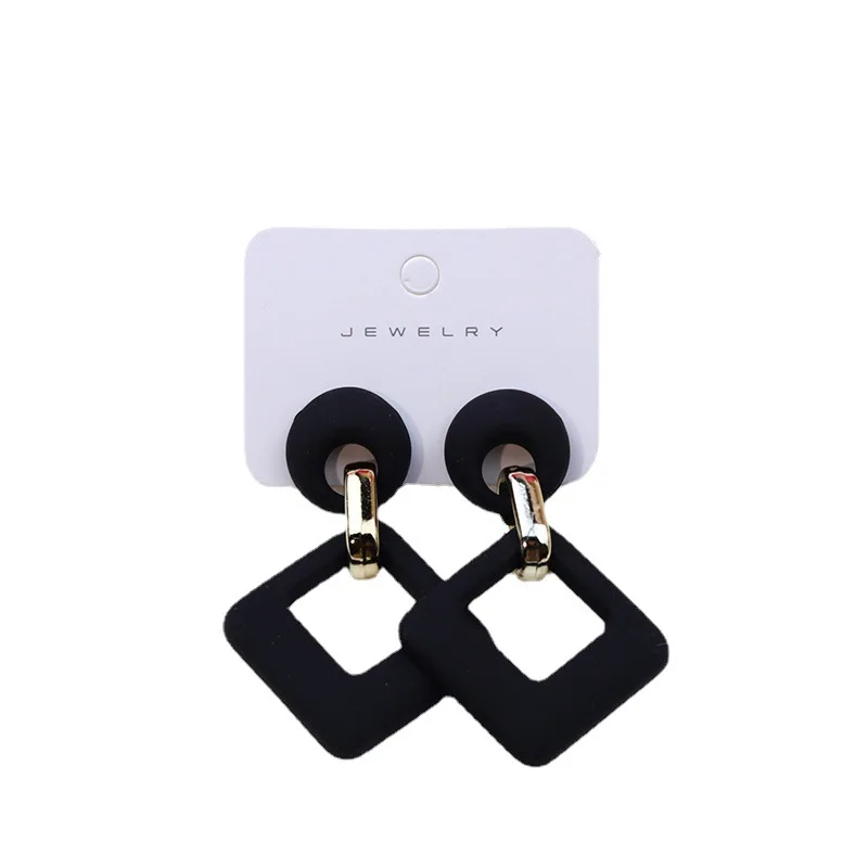 Andralyn 12 Color New Diamond Hollow Macaron Simple Fashion Buckle Eardrops Earrings Female
Andralyn 12 Color New Diamond Hollow Macaron Simple Fashion Buckle Eardrops Earrings Female