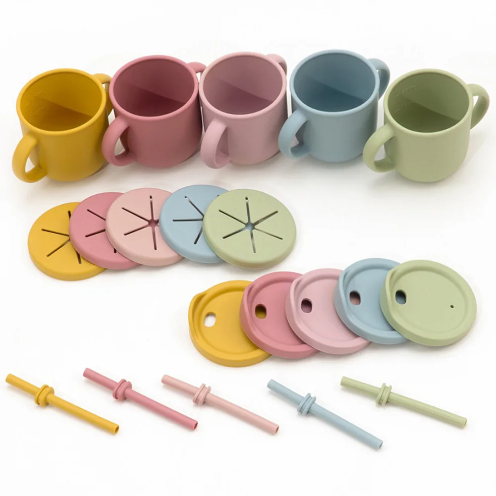 BPA Free Kids Silicone Food Storage Box Solid Color Baby Snack Cup Portable Children Snacks Container With Lid
BPA Free Kids Silicone Food Storage Box Solid Color Baby Snack Cup Portable Children Snacks Container With Lid
