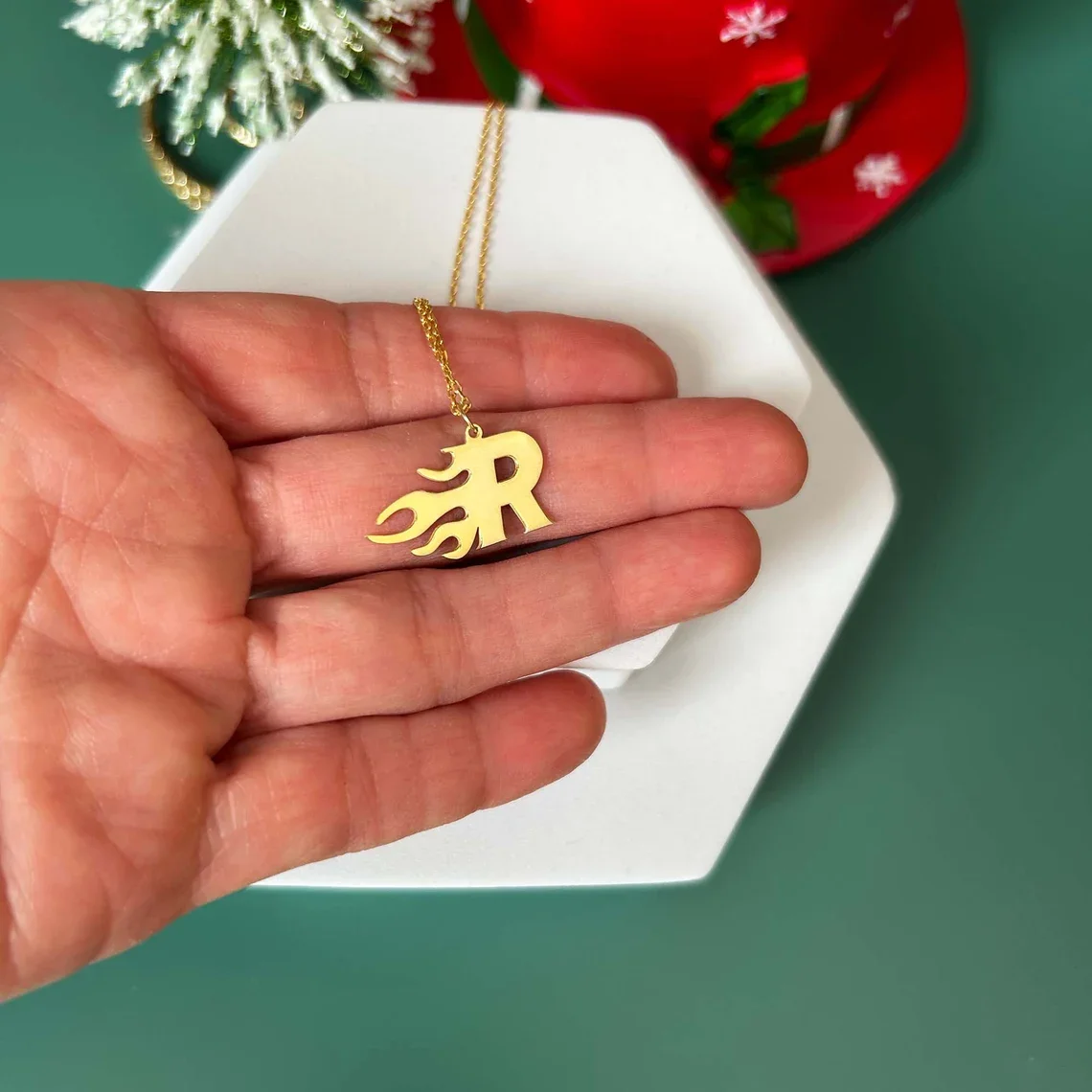 Personalized A-Z 26 Initials Necklace Couple Jewelry Stainless Steel Flame Letter Pendant BFF Summer Accessories Free Shipping
Personalized A-Z 26 Initials Necklace Couple Jewelry Stainless Steel Flame Letter Pendant BFF Summer Accessories Free Shipping