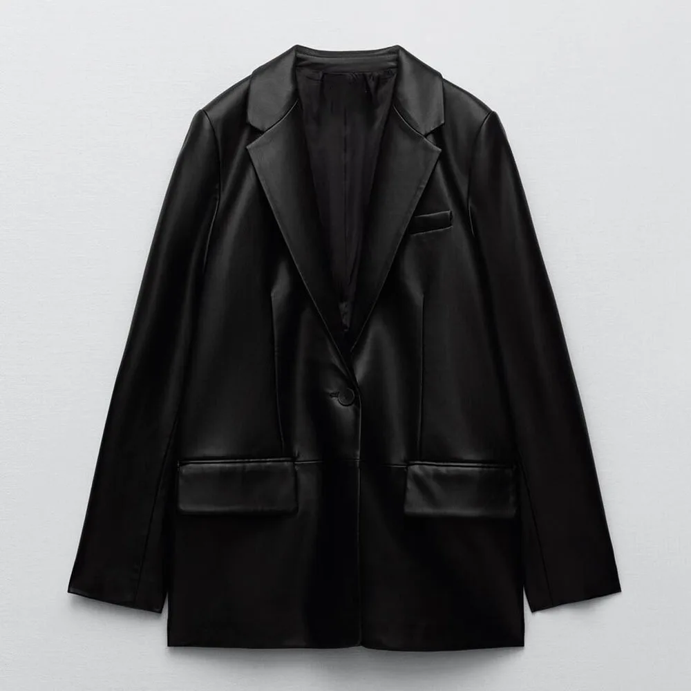 PB & ZA2022 Spring and Autumn new fashion temperament commuting loose casual women's wear black leather suit leather coat
PB & ZA2022 Spring and Autumn new fashion temperament commuting loose casual women's wear black leather suit leather coat