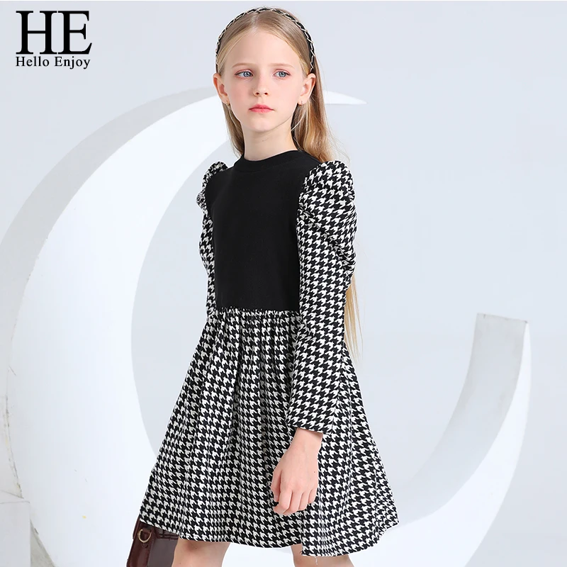 Big children's long-sleeved dress new children's girl knitted classic houndstooth stitching long-sleeved dress autumn
Big children's long-sleeved dress new children's girl knitted classic houndstooth stitching long-sleeved dress autumn