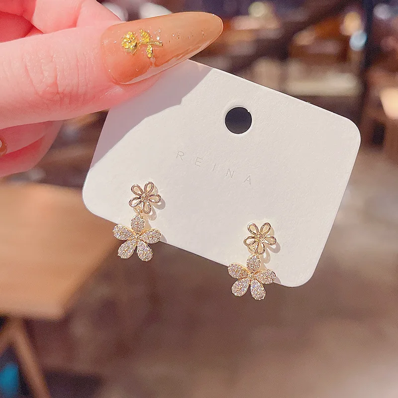 Drop Shipping Sterling Silvers Post Flower Zircon Earrings For Women Gift Jewelry
Drop Shipping Sterling Silvers Post Flower Zircon Earrings For Women Gift Jewelry