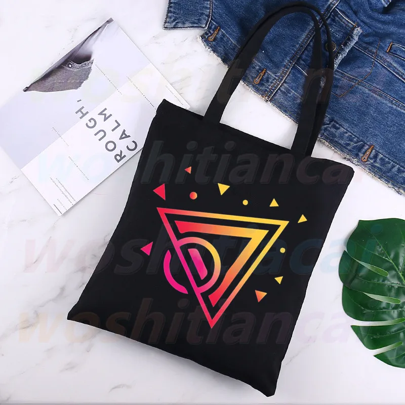 New Arrives Valorant Game I'M HITTING THAT Art Canvas Bag Totes Simple Print Shopping Bags Girls Life Casual Pacakge Black
New Arrives Valorant Game I'M HITTING THAT Art Canvas Bag Totes Simple Print Shopping Bags Girls Life Casual Pacakge Black