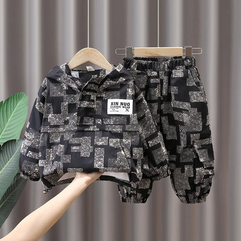 Boy's Hooded Full Big Letters Painting Jackets Cardigan+Pants 2pcss Clothing Sets Fashion Spring Dressing Set
Boy's Hooded Full Big Letters Painting Jackets Cardigan+Pants 2pcss Clothing Sets Fashion Spring Dressing Set