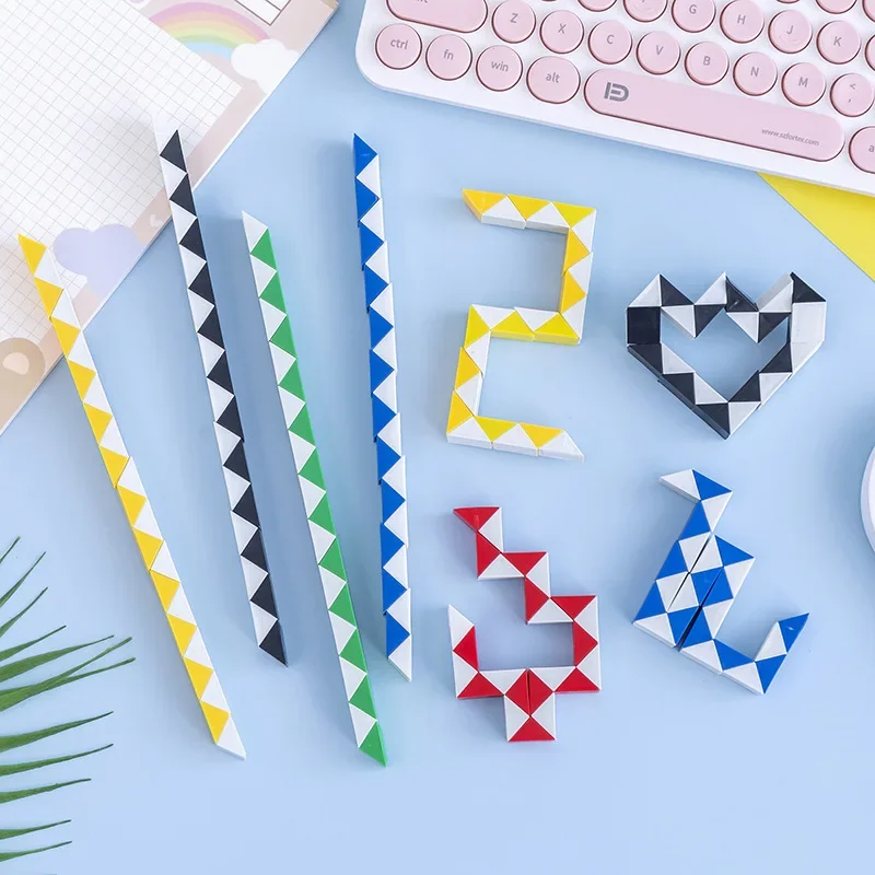 Складывающиеся волшебные линейки-змеи, пластик, набор из 10 штук
Складывающиеся волшебные линейки-змеи, пластик, набор из 10 штук