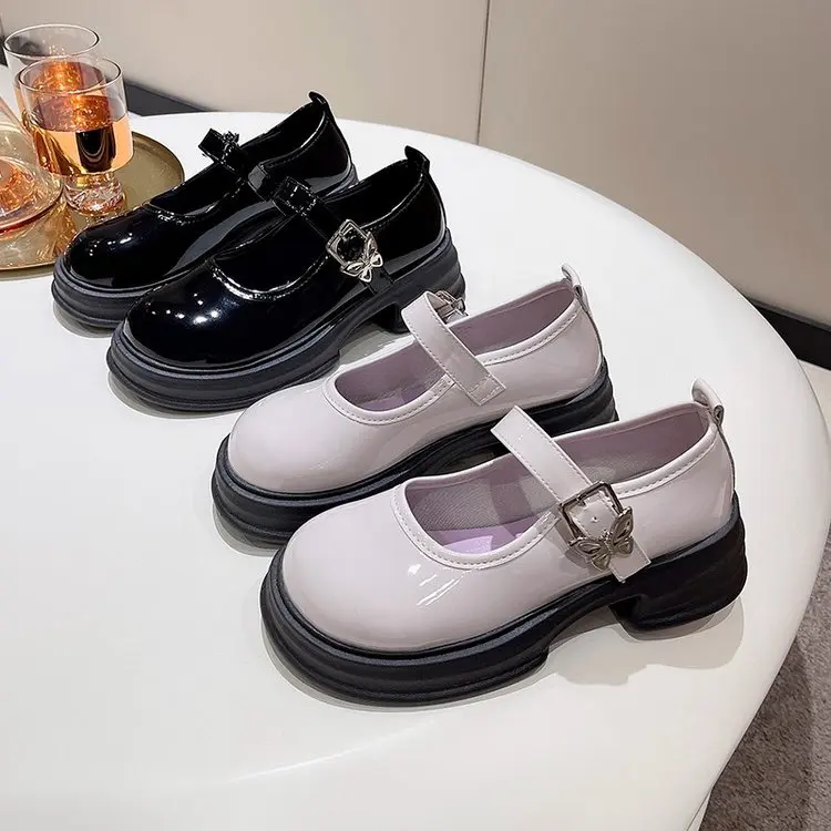Women's Shoes Platform Black Flats British Style All-Match Oxfords Clogs Summer New Retro Preppy Leather PU Mary Janes Fretwork
Women's Shoes Platform Black Flats British Style All-Match Oxfords Clogs Summer New Retro Preppy Leather PU Mary Janes Fretwork