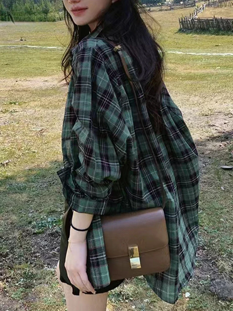 New Green Plaid Shirts Women Blouse Spring Summer Vintage Loose Button Up Shirt Coat Casual Long Sleeve Tops Y2k Clothes 
New Green Plaid Shirts Women Blouse Spring Summer Vintage Loose Button Up Shirt Coat Casual Long Sleeve Tops Y2k Clothes