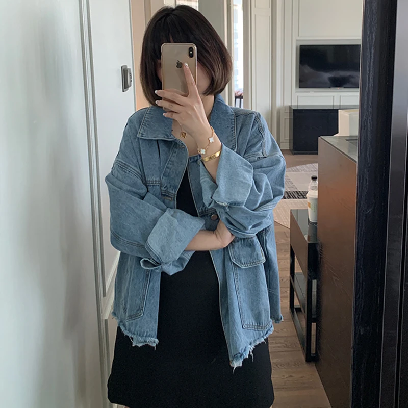 Denim Jacket Women's Coat and Spring/fall 2022 Fringed Large Pocket Fashion Blue Jean Jacket
Denim Jacket Women's Coat and Spring/fall 2022 Fringed Large Pocket Fashion Blue Jean Jacket
