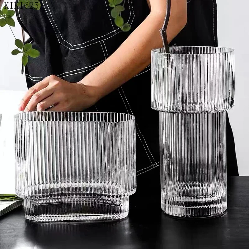 Simple Transparent Glass Striped Vase Bedroom Flower Arrangement Container Household Hydroponic Vase Wedding Art Home Decoration 
Simple Transparent Glass Striped Vase Bedroom Flower Arrangement Container Household Hydroponic Vase Wedding Art Home Decoration