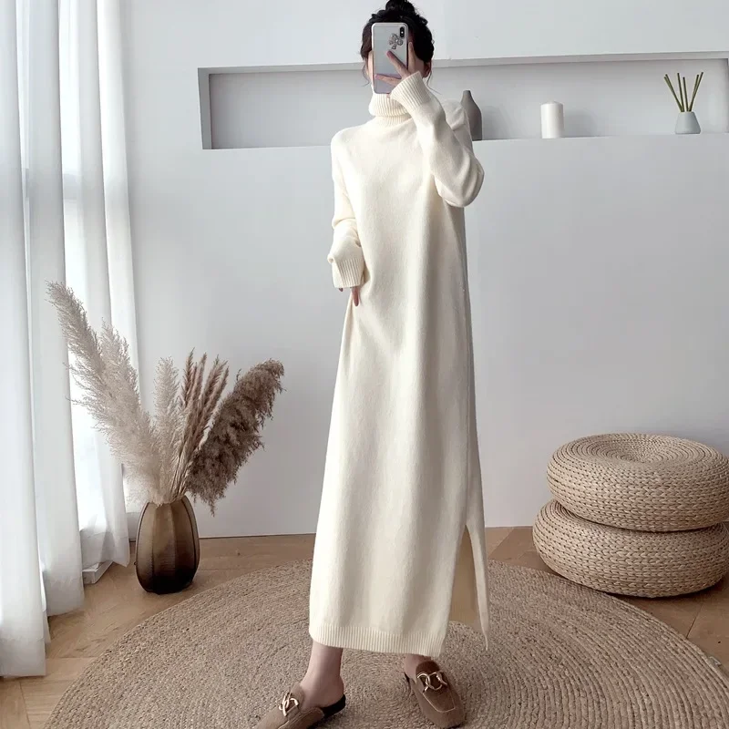 Long knee length high neck straight knit dress with fur underneath, versatile for women to wear on the outside
Long knee length high neck straight knit dress with fur underneath, versatile for women to wear on the outside