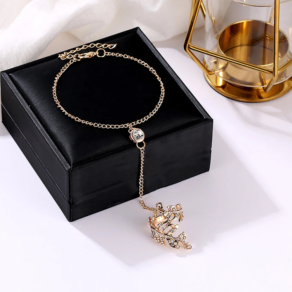 2022 New Gold CZ Ring Bracelet for Women Wrist Chain Jewelry Fashion Hand Back Chain Bangles Female Arm Link Ornaments
2022 New Gold CZ Ring Bracelet for Women Wrist Chain Jewelry Fashion Hand Back Chain Bangles Female Arm Link Ornaments