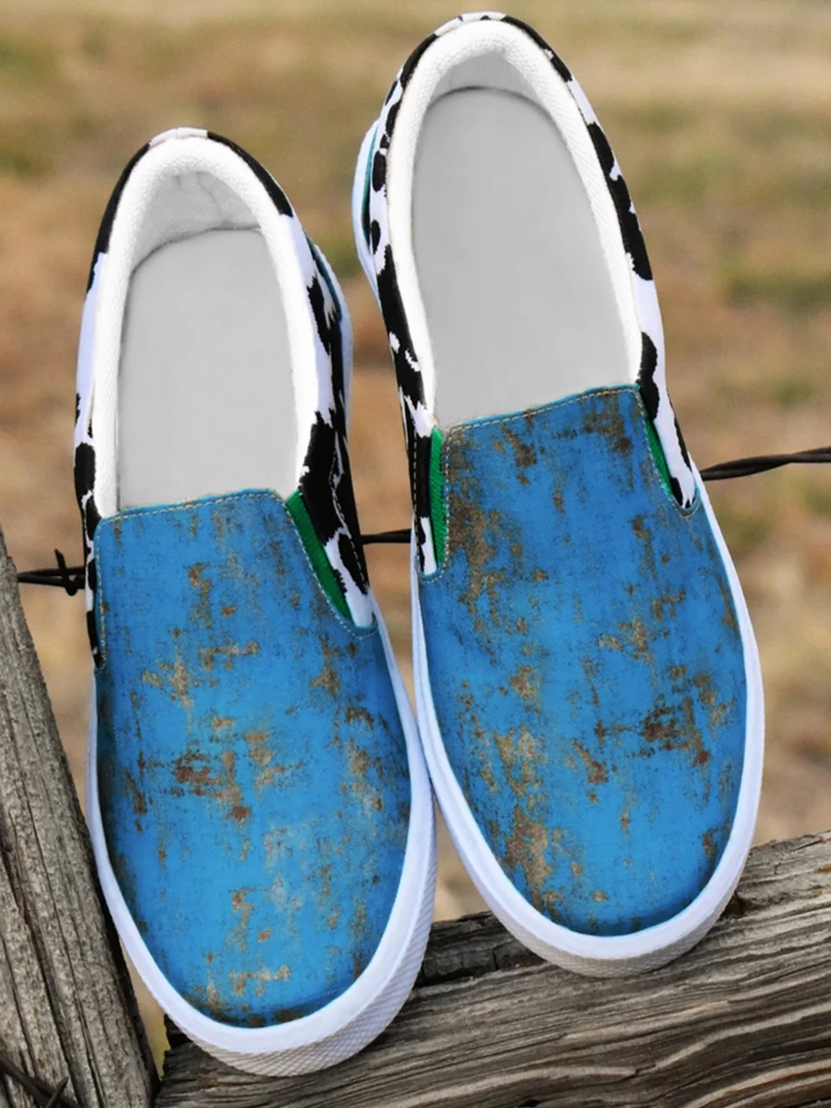 2023 Autumn Cow Splicing Round Toe Sneakers Blue Women Lightweight Fashion Casual Walking Breathable Casual Retro Y2K Shoes
2023 Autumn Cow Splicing Round Toe Sneakers Blue Women Lightweight Fashion Casual Walking Breathable Casual Retro Y2K Shoes