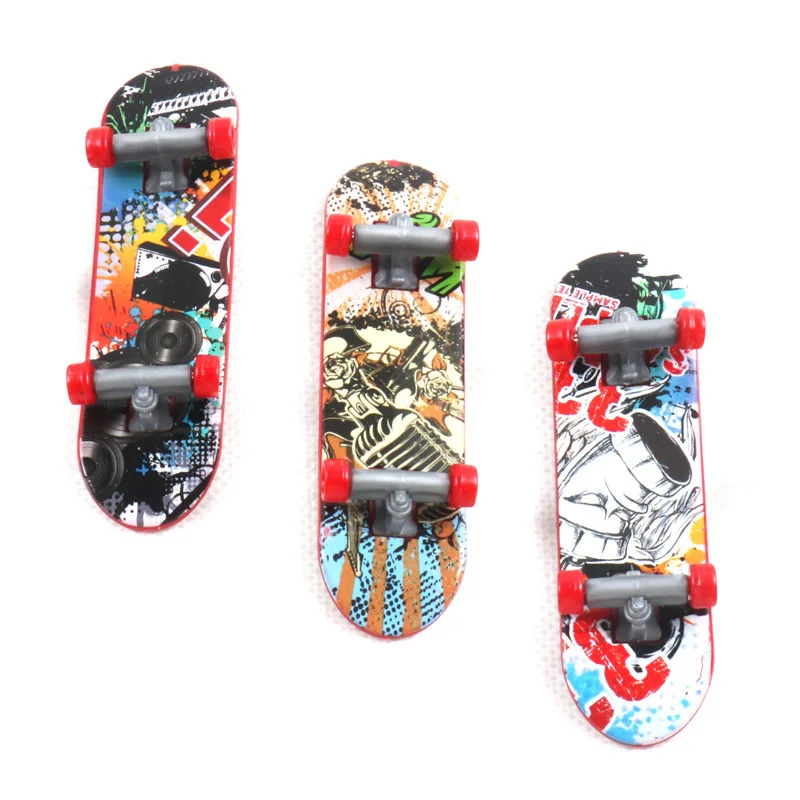 Finger skateboard creative fingerboard mini alloy novelty toys professional tool graffiti 
Finger skateboard creative fingerboard mini alloy novelty toys professional tool graffiti