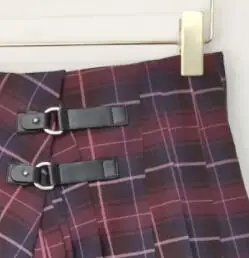 Classic Plaid Women Mini Skirt 2021 New Faux Leather Metal buckles Fashion Stitching Pleated Zipper Slim Short Skirts
Classic Plaid Women Mini Skirt 2021 New Faux Leather Metal buckles Fashion Stitching Pleated Zipper Slim Short Skirts