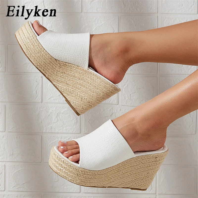 New New Arrived Chunky Platform Wedges Women Slippers 2023 Summer Thick Bottom High Heels Female Slide Shoes
New New Arrived Chunky Platform Wedges Women Slippers 2023 Summer Thick Bottom High Heels Female Slide Shoes