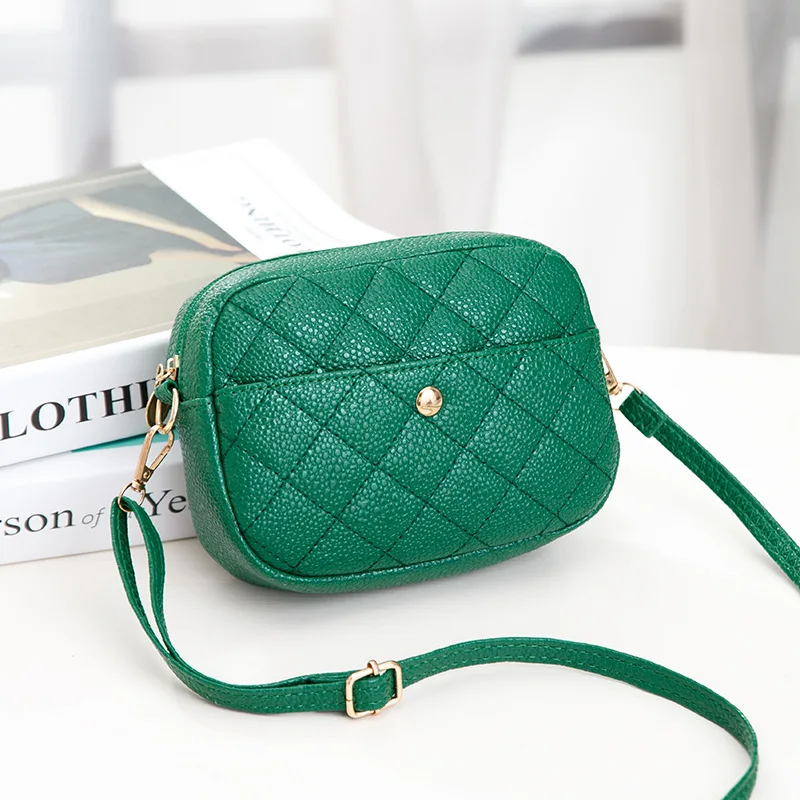 2023 Lingge Small Square Messenger Bag Caviar Mobile Phone Bag Fashionable and Popular Matte Texture One Shoulder Crossbody Bag
2023 Lingge Small Square Messenger Bag Caviar Mobile Phone Bag Fashionable and Popular Matte Texture One Shoulder Crossbody Bag