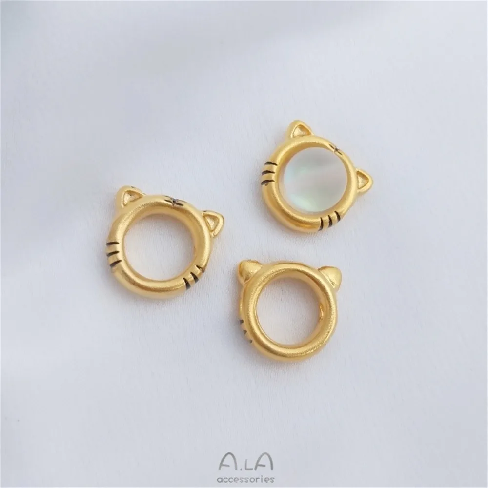 Shajinqiang oil dripping tiger head set bead ring tiger heaven and earth circle DIY benmingnian woven rope bracelet accessories
Shajinqiang oil dripping tiger head set bead ring tiger heaven and earth circle DIY benmingnian woven rope bracelet accessories