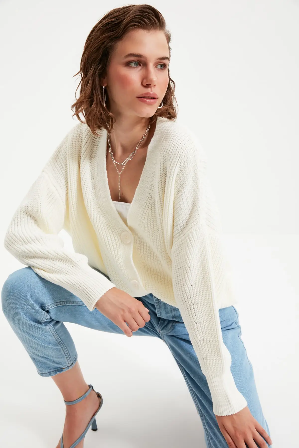 Women's Cardigan Ecru Button Detailed Oversize sportswear Casual Knitted Quality Fashion Sweaters Loose Jumper
Women's Cardigan Ecru Button Detailed Oversize sportswear Casual Knitted Quality Fashion Sweaters Loose Jumper