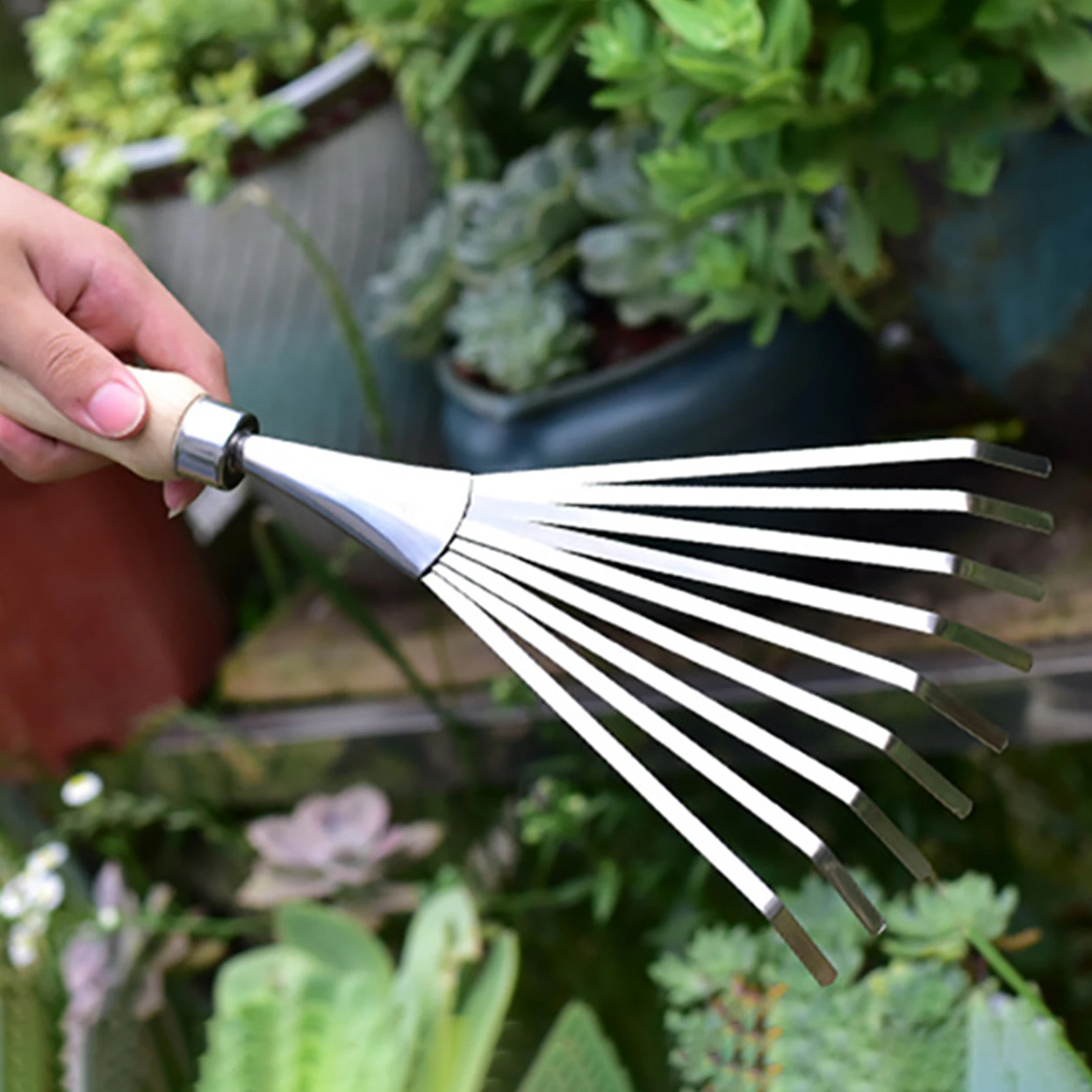 Hand Rakes Garden Stainless Steel Hand Rake Soil Tiller Small Leaf Rakes Great For Gardening Garden Sweep Yard Flower Beds Tool
Hand Rakes Garden Stainless Steel Hand Rake Soil Tiller Small Leaf Rakes Great For Gardening Garden Sweep Yard Flower Beds Tool