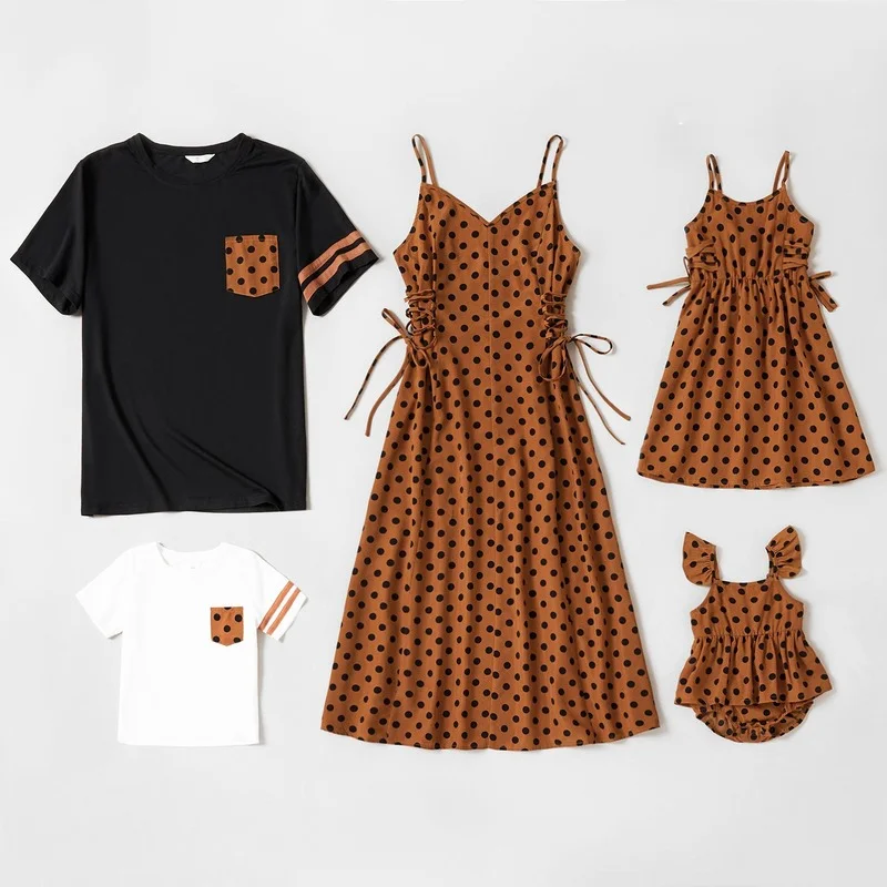 Summer Leopard Dot Print Mom and Daughter Matching Dress Short Sleeves Patchwork T-shirts for Dad and Son Baby romper Outfit
Summer Leopard Dot Print Mom and Daughter Matching Dress Short Sleeves Patchwork T-shirts for Dad and Son Baby romper Outfit