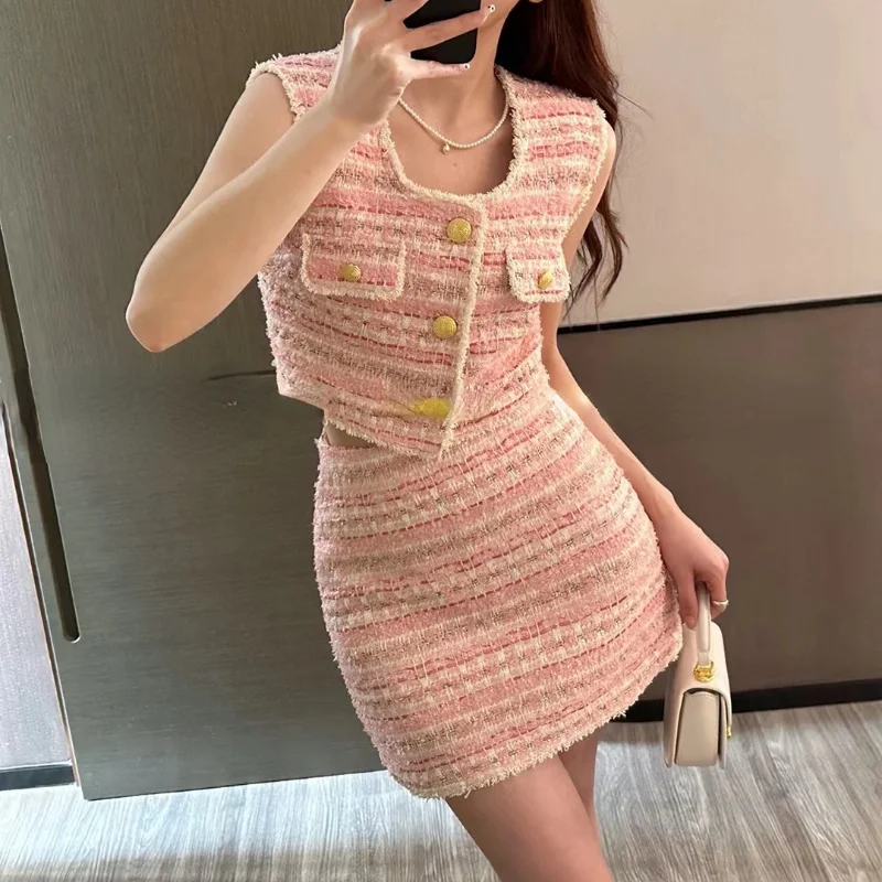 Sweet Pink Sleeveless Vest Coat Cardigan + High Waist Mini Skirts Two Piece Sets Tweed Korean Chic New Women Summer Outfits Set
Sweet Pink Sleeveless Vest Coat Cardigan + High Waist Mini Skirts Two Piece Sets Tweed Korean Chic New Women Summer Outfits Set
