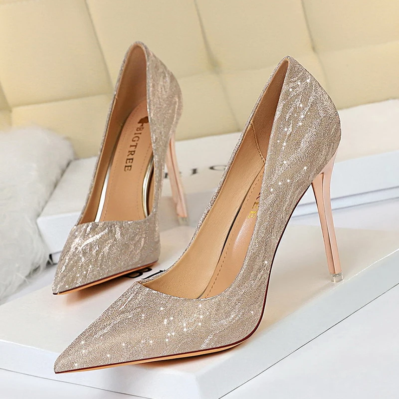 Pointed Toe Woman High Heels Shallow Pointed Sequins Sexy 7.5/10CM Thin Heels Dress Shoes Night Club Shoes Leather Stiletto Heel
Pointed Toe Woman High Heels Shallow Pointed Sequins Sexy 7.5/10CM Thin Heels Dress Shoes Night Club Shoes Leather Stiletto Heel