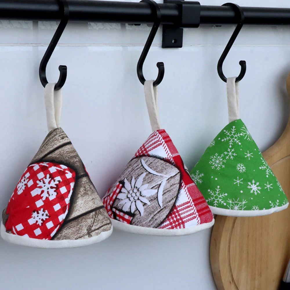 Pot Pot Cover Kitchen Accessories Anti-scalding Cute Pot Handle Gloves Triangle Casserole High Temperature Convenient
Pot Pot Cover Kitchen Accessories Anti-scalding Cute Pot Handle Gloves Triangle Casserole High Temperature Convenient