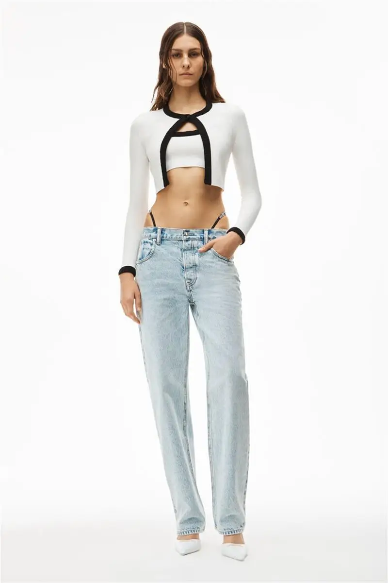 Net red street hanging waist water drill bit light blue straight jeans super cool diamond-studded decorative trousers
Net red street hanging waist water drill bit light blue straight jeans super cool diamond-studded decorative trousers