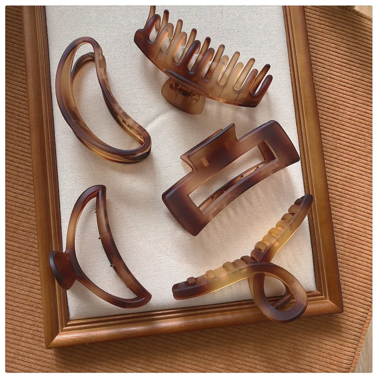 Vintage Brown Color Hair Claws Crab Acrylic Barrette Chic Hair Clip Simple Elegant Hair Accessories Ponytail Clip Crabs Hairpins
Vintage Brown Color Hair Claws Crab Acrylic Barrette Chic Hair Clip Simple Elegant Hair Accessories Ponytail Clip Crabs Hairpins
