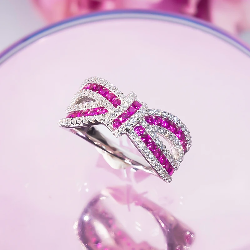QINHUAN 2022 New Sterling Silver Red Color Bowknot Zircon Ring Fashion Charm Wedding Engagement Jewelry for Women Lady
QINHUAN 2022 New Sterling Silver Red Color Bowknot Zircon Ring Fashion Charm Wedding Engagement Jewelry for Women Lady