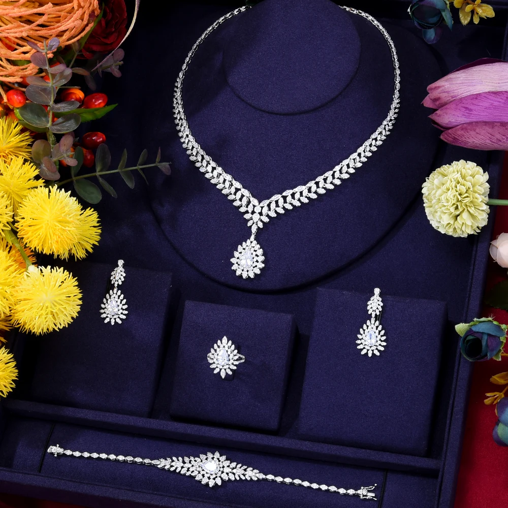 Siscathyy Noble And Elegant Wedding Jewelry Set For Women Fashion Cubic Zircon Necklace Clavicle Chain Arab Nigerian Accessories 
Siscathyy Noble And Elegant Wedding Jewelry Set For Women Fashion Cubic Zircon Necklace Clavicle Chain Arab Nigerian Accessories
